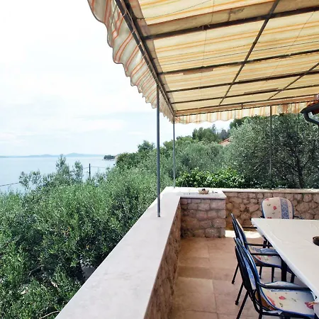 Mirta By Interhome * Mali Iž