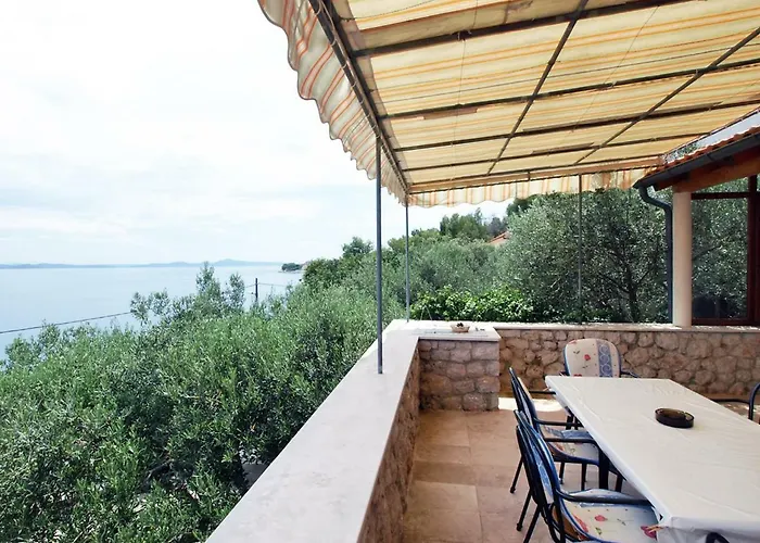 Mirta By Interhome * Mali Iž