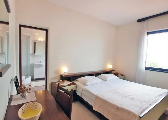 Сasa de vacaciones Mirta By Interhome Mali Iž