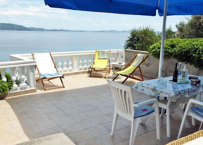 Mirta By Interhome Сasa de vacaciones Mali Iž
